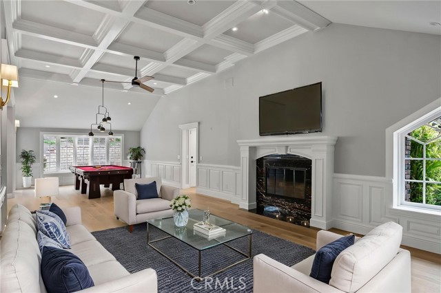 19021 Canyon Drive, Villa Park CA: https://media.crmls.org/medias/26e5e861-66e5-4652-a680-b327631a3d45.jpg