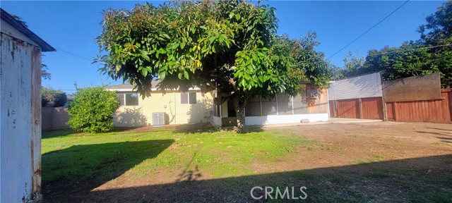 Detail Gallery Image 9 of 35 For 11721 Dale St, Garden Grove,  CA 92841 - 4 Beds | 2 Baths