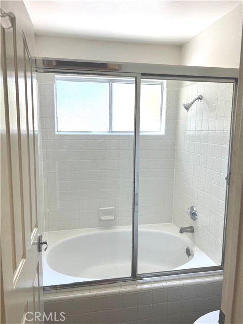 87 Pamplona, Aliso Viejo CA: https://media.crmls.org/medias/26e693b8-b48f-4103-a2f1-c697267467c7.jpg