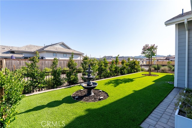 2182 Gamay Lane, Paso Robles CA: https://media.crmls.org/medias/26e6c137-4ff6-44db-8073-5098b9723025.jpg