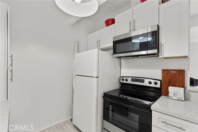 Detail Gallery Image 12 of 32 For 12014 Kling #23,  Valley Village,  CA 91607 - 1 Beds | 1 Baths