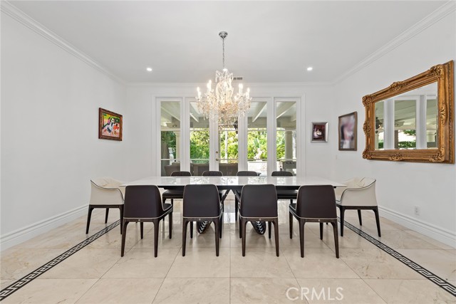 Detail Gallery Image 7 of 31 For 5267 Newcastle Ln, Calabasas,  CA 91302 - 6 Beds | 6 Baths