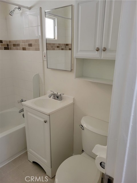 Detail Gallery Image 8 of 13 For 1380 N Pico Ave, San Bernardino,  CA 92411 - 2 Beds | 1 Baths