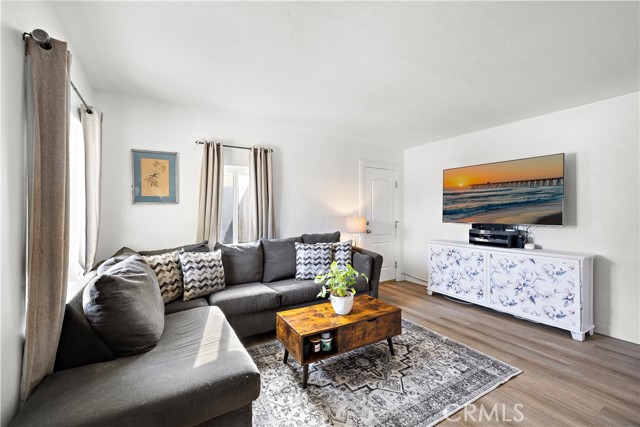 Detail Gallery Image 22 of 27 For 14215 Alta Pl, Westminster,  CA 92683 - 2 Beds | 1 Baths