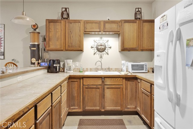 Detail Gallery Image 12 of 45 For 31542 Spinel, Lucerne Valley,  CA 92356 - 1 Beds | 1 Baths