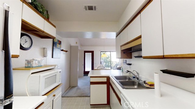 Image 18 for 1100 Amado RD #13A2