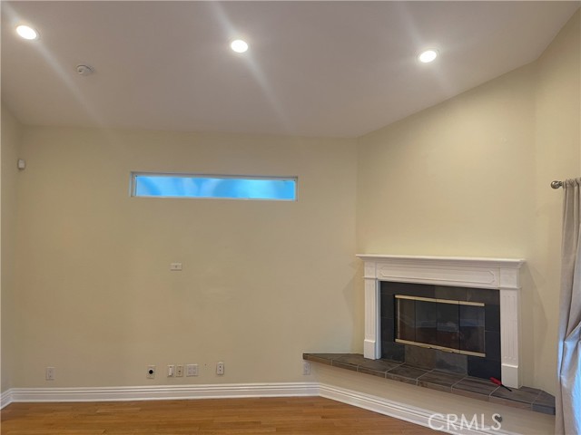 Detail Gallery Image 10 of 20 For 14320 Hortense St, Sherman Oaks,  CA 91423 - 3 Beds | 2 Baths