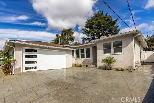 Detail Gallery Image 7 of 35 For 3849 Mayfield Ave, Glendale,  CA 91214 - 3 Beds | 2 Baths