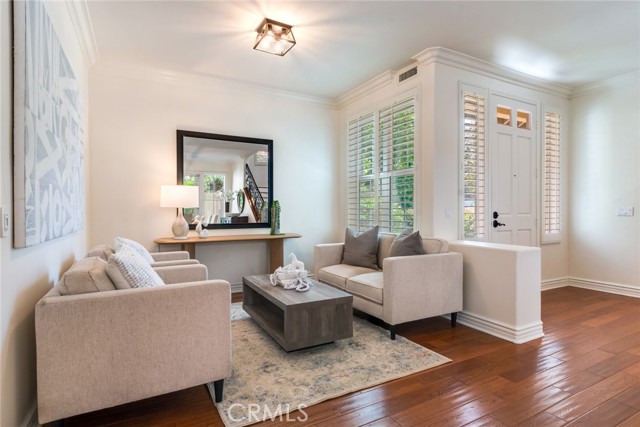 Detail Gallery Image 4 of 34 For 2515 Lewis Dr, Tustin,  CA 92782 - 4 Beds | 2/1 Baths