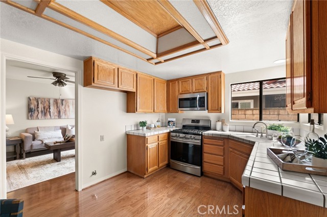 Detail Gallery Image 15 of 52 For 1244 Winged Foot, Upland,  CA 91786 - 3 Beds | 2/1 Baths