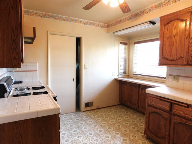 Image 12 of 26 For 226 Mauna Loa Drive
