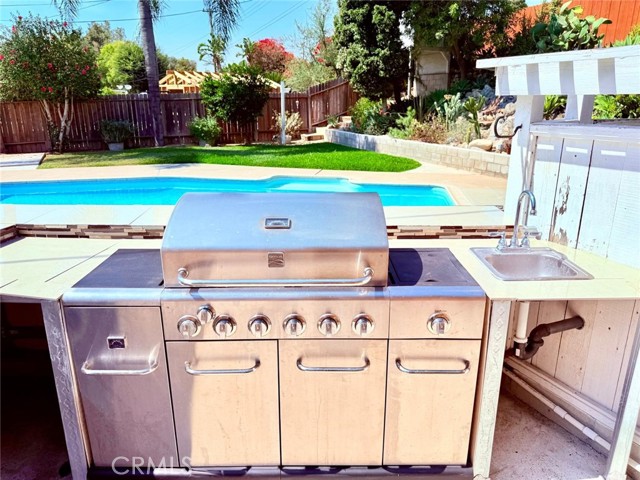 24811 Calle El Toro Grande, Lake Forest CA: https://media.crmls.org/medias/26eb05d5-cb2b-4e16-bff0-faa64c8cefd8.jpg