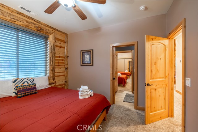 Detail Gallery Image 23 of 44 For 43451 Sheephorn Rd, Big Bear Lake,  CA 92315 - 6 Beds | 4/1 Baths