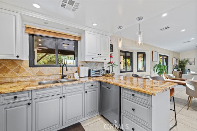 1757 Park View Drive, Palm Springs CA: https://media.crmls.org/medias/26ed0776-fe36-4e88-ad25-06f5e0eab48d.jpg