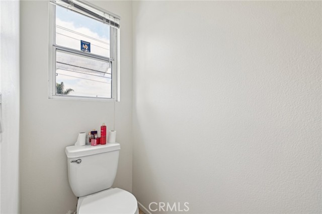 220 S Linhaven Circle, Anaheim CA: https://media.crmls.org/medias/26ed6b45-859b-496f-8068-27e8d5c3a00d.jpg