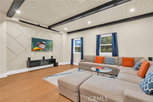 Detail Gallery Image 8 of 61 For 451 Avenida Esplendor, Walnut,  CA 91789 - 6 Beds | 6/1 Baths