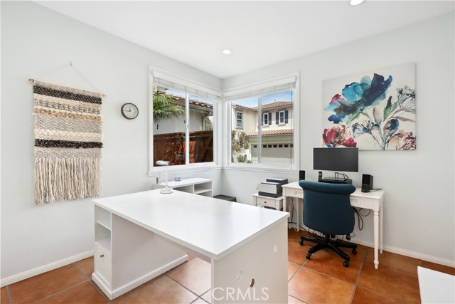 7327 Seafarer Place, Carlsbad CA: https://media.crmls.org/medias/26ef1c52-de08-484d-8cc2-2249ec5690f1.jpg