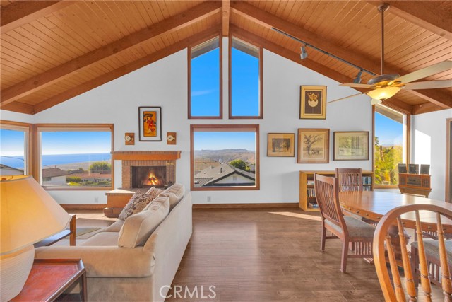 405 Avenida Salvador, San Clemente CA: https://media.crmls.org/medias/26ef40f4-4ac0-4d77-9501-866384a7379f.jpg