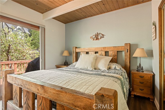 28165 Grenoble, Lake Arrowhead, CA 92352