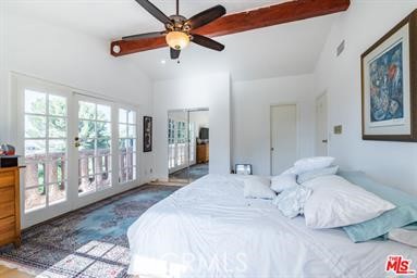 3540 N Knoll Drive, Los Angeles CA: https://media.crmls.org/medias/26f0123e-0cc8-412d-8093-6cc4b9c4bc5b.jpg