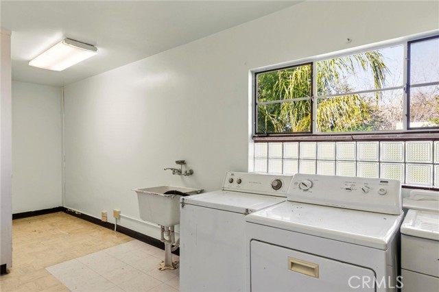 Detail Gallery Image 14 of 49 For 159 159 S Shasta St., Willows,  CA 95988 - 6 Beds | 3 Baths