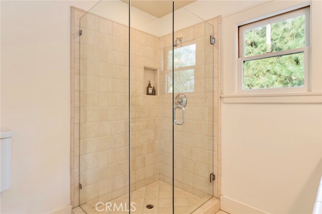 Detail Gallery Image 67 of 74 For 354 N Canon Ave, Sierra Madre,  CA 91024 - 4 Beds | 3/1 Baths