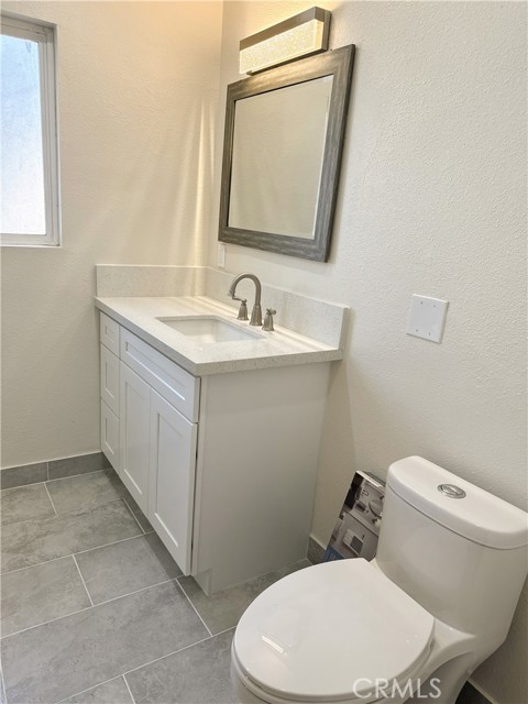 Detail Gallery Image 12 of 15 For 18554 Bryant St, Northridge,  CA 91324 - 3 Beds | 2 Baths