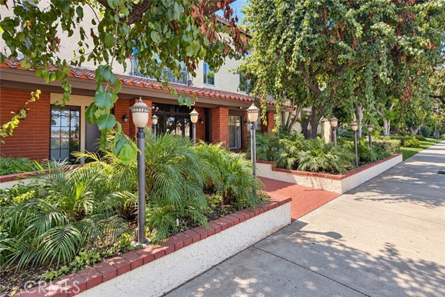 12720 Burbank, 305 photo 30