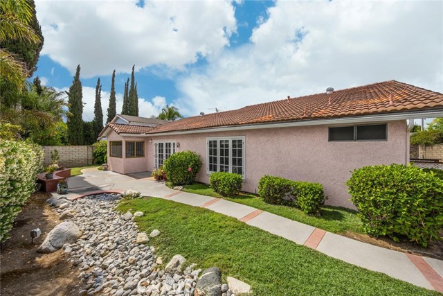 1730 Rolling Hills Drive, Fullerton CA: https://media.crmls.org/medias/26f296b6-f9e5-4877-a992-8003ee815cf0.jpg