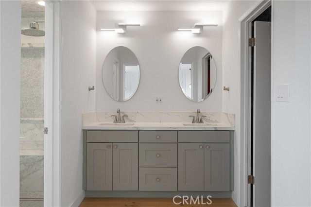 Detail Gallery Image 15 of 37 For 2410 Voorhees Ave #3,  Redondo Beach,  CA 90278 - 2 Beds | 2/1 Baths