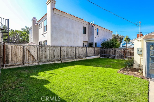 Detail Gallery Image 28 of 29 For 520 12th St, Huntington Beach,  CA 92648 - 2 Beds | 1 Baths