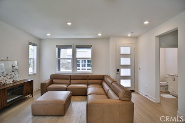 Detail Gallery Image 13 of 47 For 187 Junco, Irvine,  CA 92618 - 3 Beds | 2/1 Baths