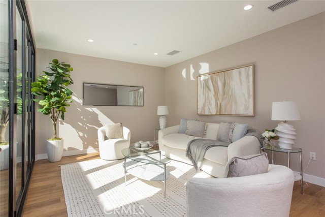 Detail Gallery Image 12 of 36 For 3682 Harriman Ave #3,  El Sereno,  CA 90032 - 2 Beds | 2/1 Baths
