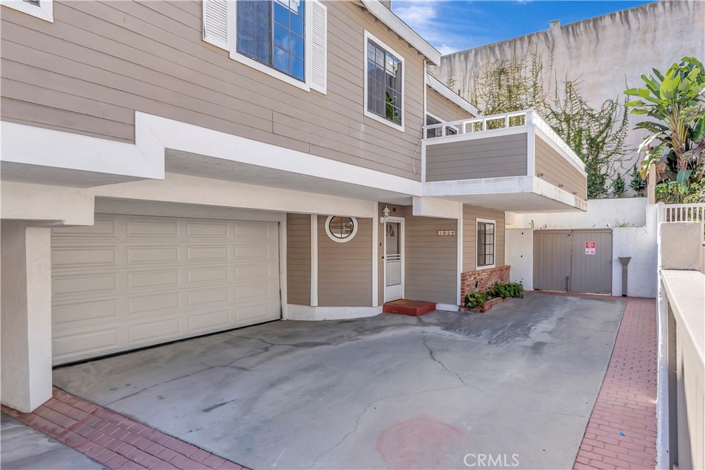 1924 Mathews Avenue #C