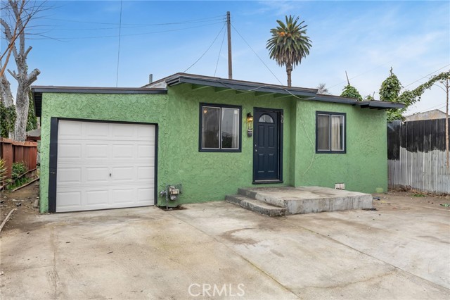 Detail Gallery Image 2 of 16 For 430 W Fig St, Compton,  CA 90222 - 2 Beds | 1 Baths