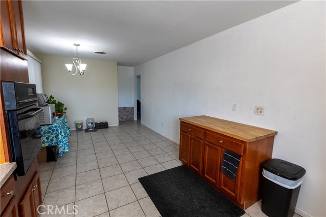 Detail Gallery Image 17 of 41 For 1191 W Avenue J-11, Lancaster,  CA 93534 - 4 Beds | 3 Baths