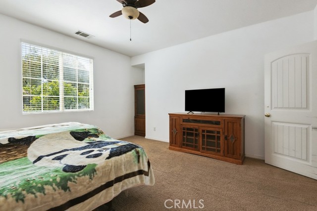 Detail Gallery Image 18 of 36 For 53085 Memorial St, Lake Elsinore,  CA 92532 - 5 Beds | 3 Baths