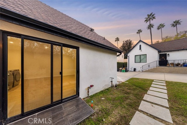 Detail Gallery Image 16 of 17 For 1324 Winchester Ave a,  Glendale,  CA 91201 - 2 Beds | 2 Baths