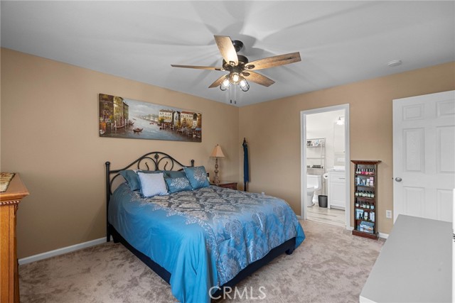 30444 Hidden Valley Court, Castaic CA: https://media.crmls.org/medias/26f62086-4774-452f-a5f0-35ac52630349.jpg