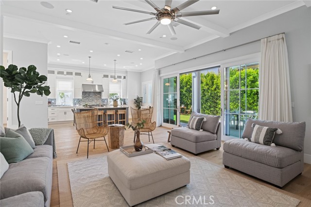 849 12th Court, Manhattan Beach, California 90266, 5 Bedrooms Bedrooms, ,5 BathroomsBathrooms,Residential,Sold,12th,SB22146383