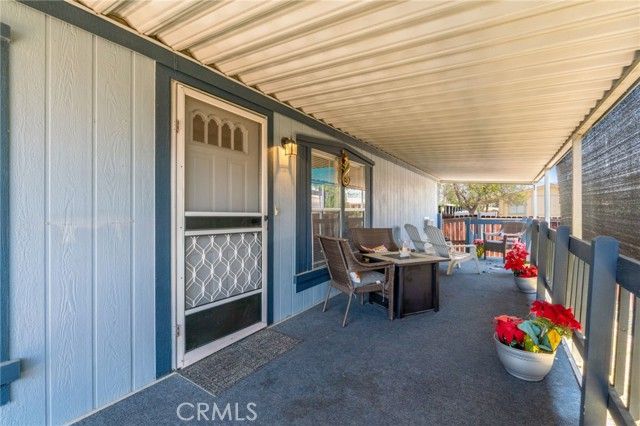 Detail Gallery Image 4 of 33 For 1721 E Colton Ave #112,  Redlands,  CA 92374 - 3 Beds | 2 Baths