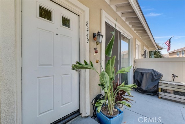 Detail Gallery Image 4 of 30 For 8449 E Arrowhead Way, Anaheim Hills,  CA 92808 - 2 Beds | 2 Baths