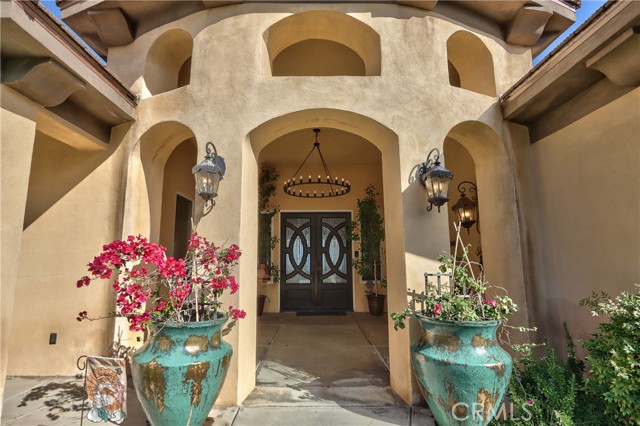 Detail Gallery Image 6 of 74 For 44195 via Horca, Temecula,  CA 92590 - 4 Beds | 3/1 Baths