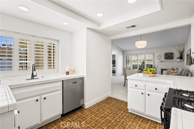 Image 6 of 22 For 36 Sunfish  41