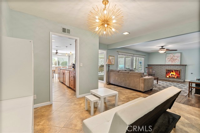 Detail Gallery Image 7 of 39 For 699 Balsa Ave, Brea,  CA 92821 - 4 Beds | 2 Baths