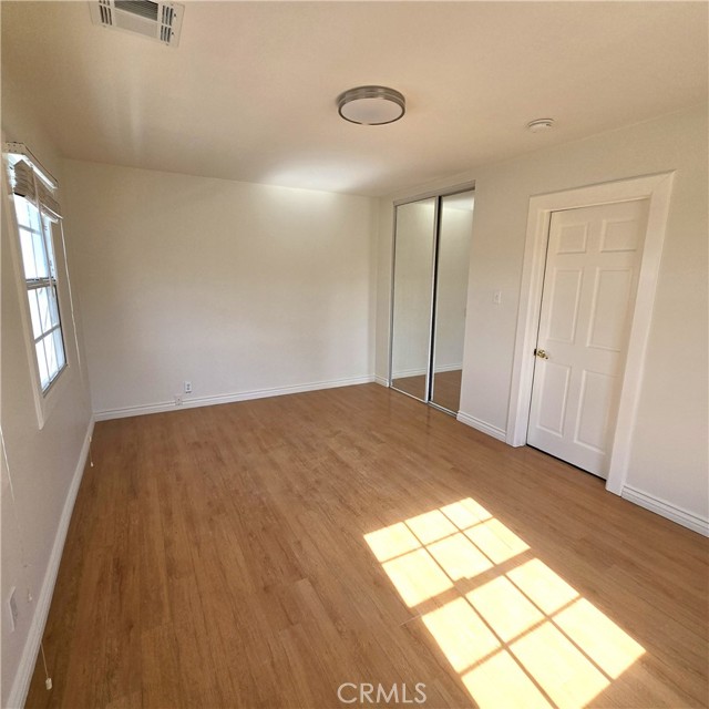 Detail Gallery Image 14 of 21 For 2035 Rangeview, Glendale,  CA 91201 - 3 Beds | 2/1 Baths