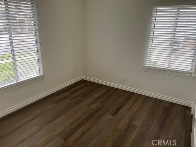 Detail Gallery Image 12 of 21 For 10341 Karmont, South Gate,  CA 90280 - 2 Beds | 1 Baths