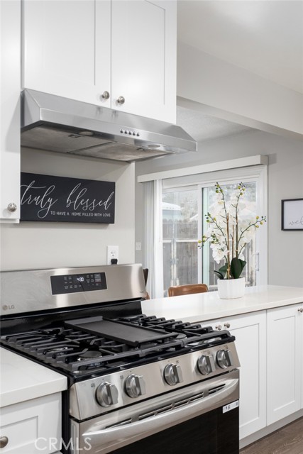 Detail Gallery Image 9 of 28 For 716 N Orange St, Riverside,  CA 92501 - 3 Beds | 2 Baths