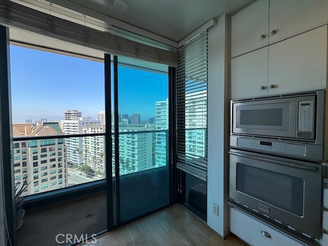 Detail Gallery Image 12 of 44 For 10490 Wilshire Bld #1602,  Los Angeles,  CA 90024 - 2 Beds | 3 Baths