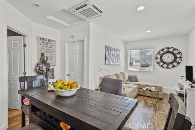 7750 Eton Avenue, Canoga Park CA: https://media.crmls.org/medias/26fb1805-d3af-4dd7-9623-6aaa8f9f189c.jpg